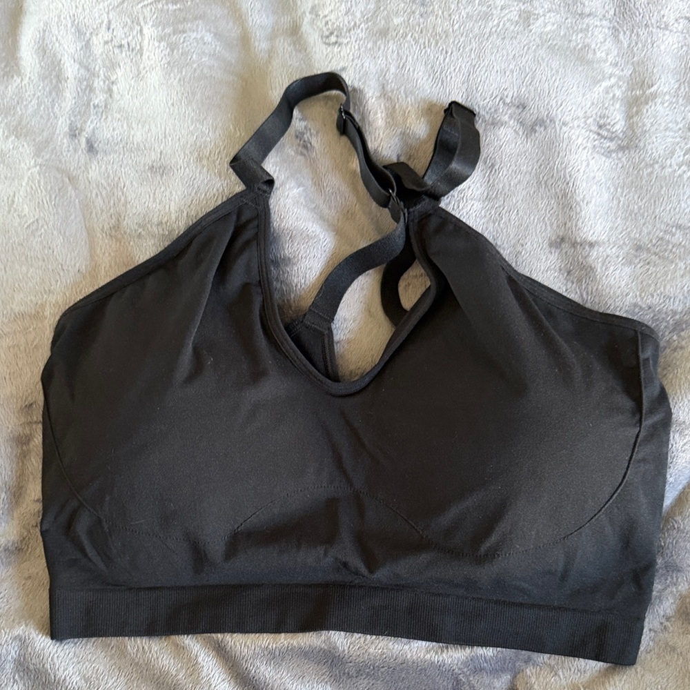YITTY Black Seamless Bralette with Adjustable Straps